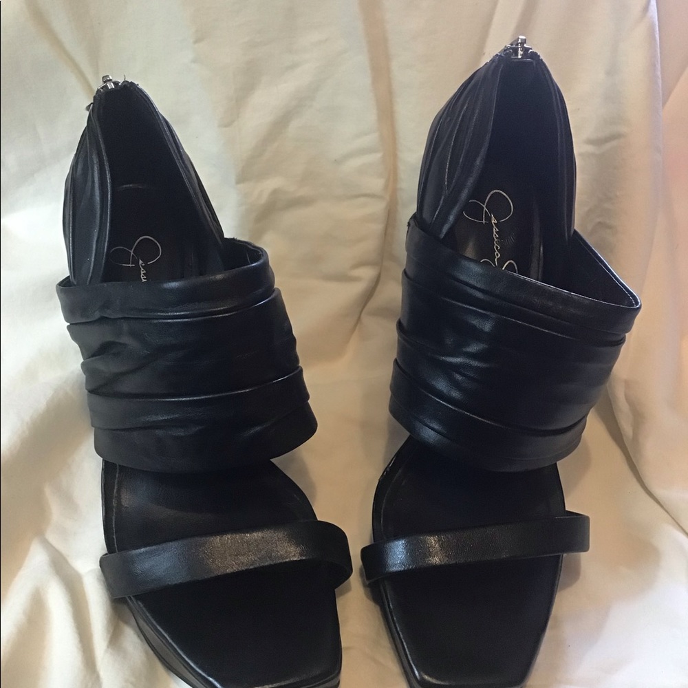 Jessica Simpson Leather Platform Pumps